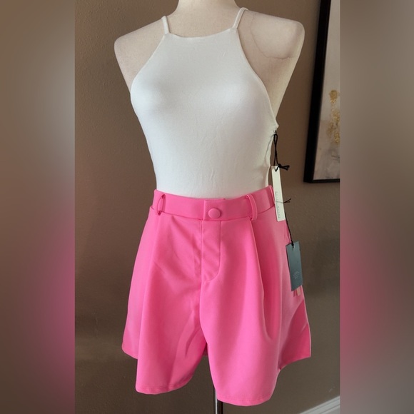 Hot pink high waisted flare shorts - Picture 3 of 10